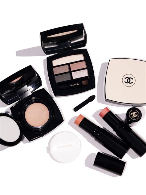 chanel les beiges summer 2017 makeup collection|Chanel Les Beiges warm eyeshadow.